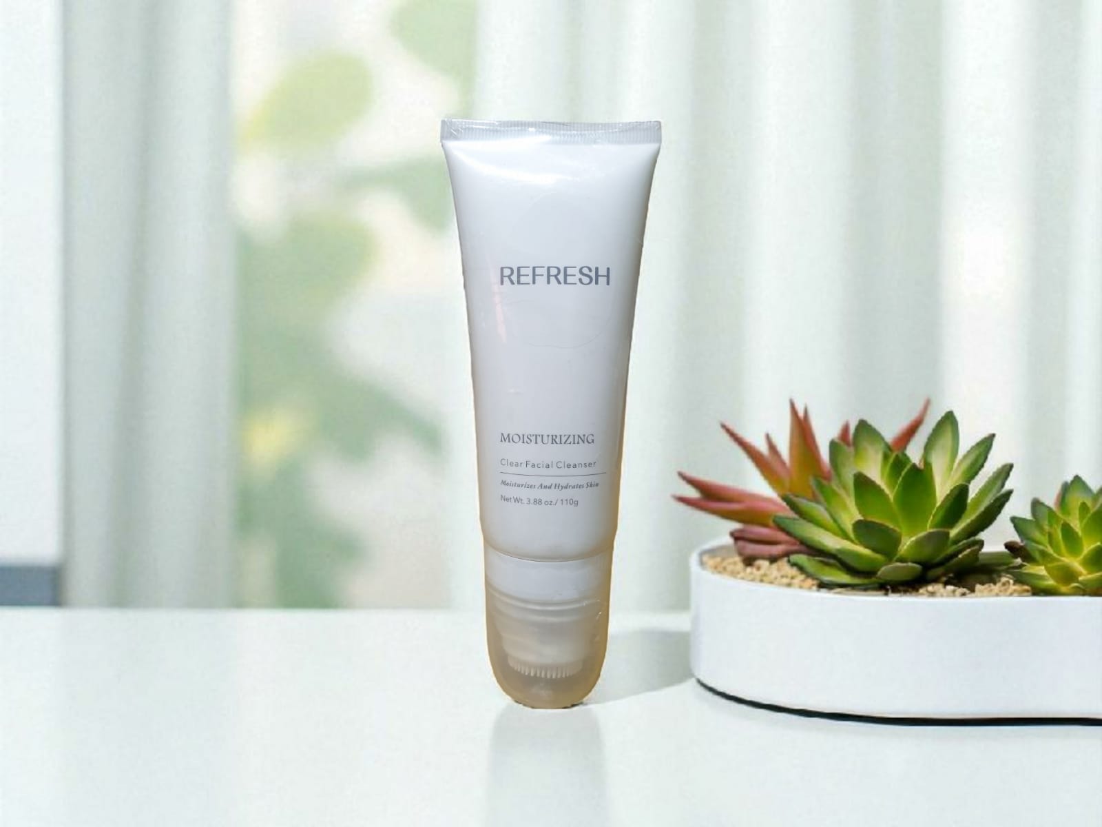 Miniso - Refresh Moisturizing Facial Cleanser